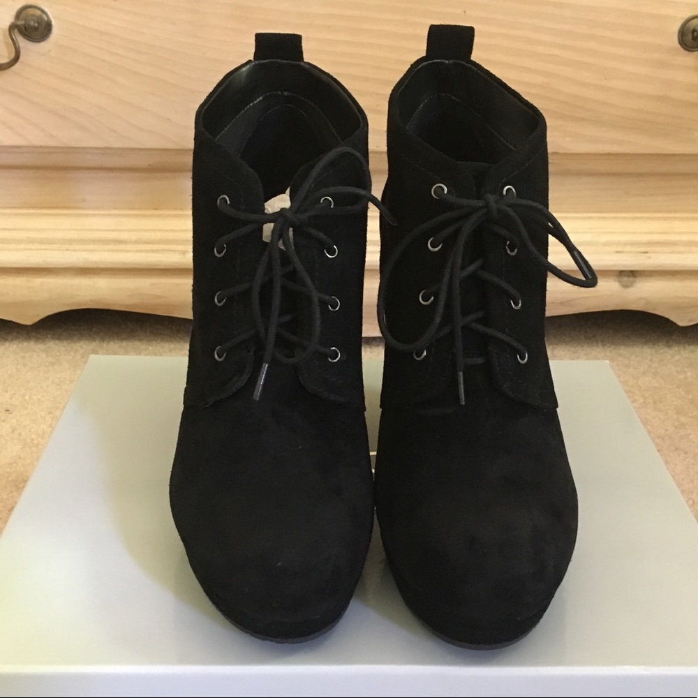 Jessica Simpson Black 5” Heel Booties